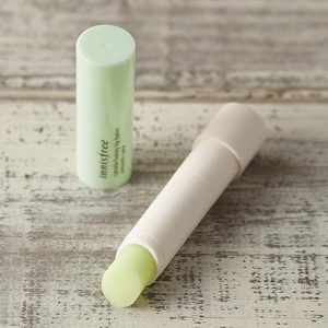 Innisfree Canola honey lip balm (Smooth care) 3.5g